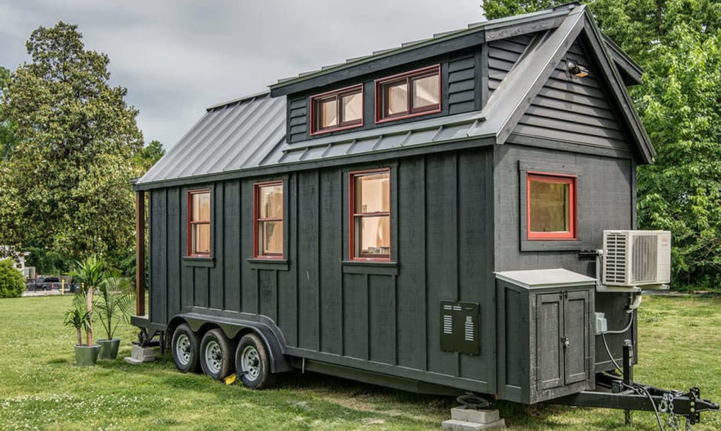 new-frontier-tiny-homes-3-1020x610